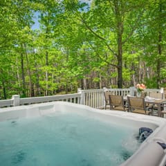 Massanutten Foliage | Hot Tub | Sauna & Game Room